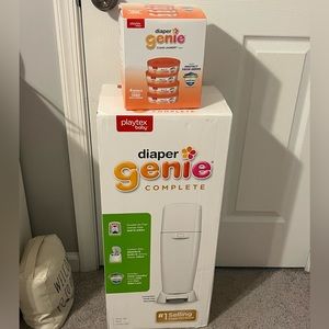 Brand New, never been used diaper genie
